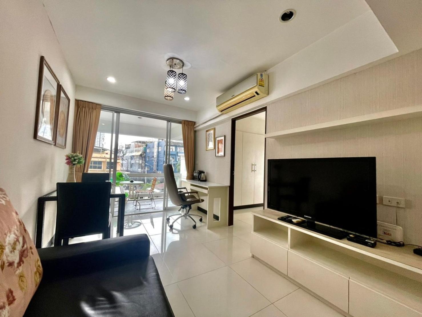 Baan Sabai Rama IV Apartment Bangkok Exteriör bild
