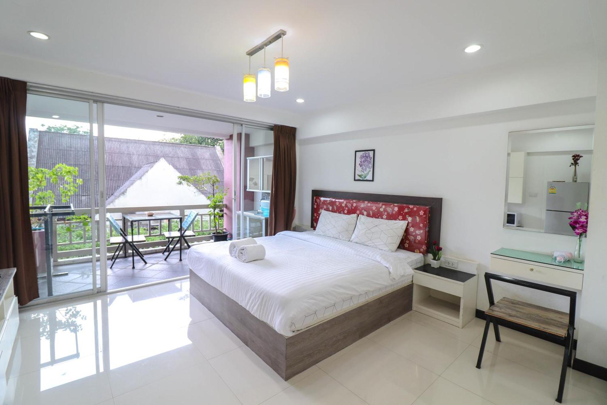 Baan Sabai Rama IV Apartment Bangkok Exteriör bild