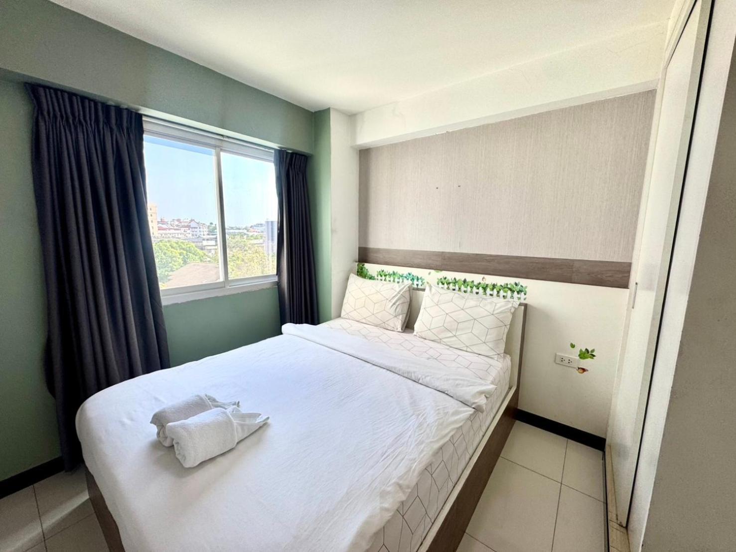 Baan Sabai Rama IV Apartment Bangkok Exteriör bild